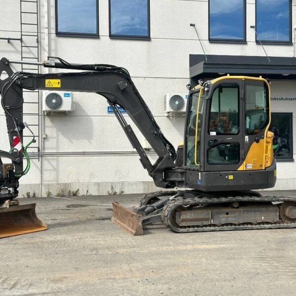 Mini-pelle Volvo ECR58D diesel 5,8T  – TP