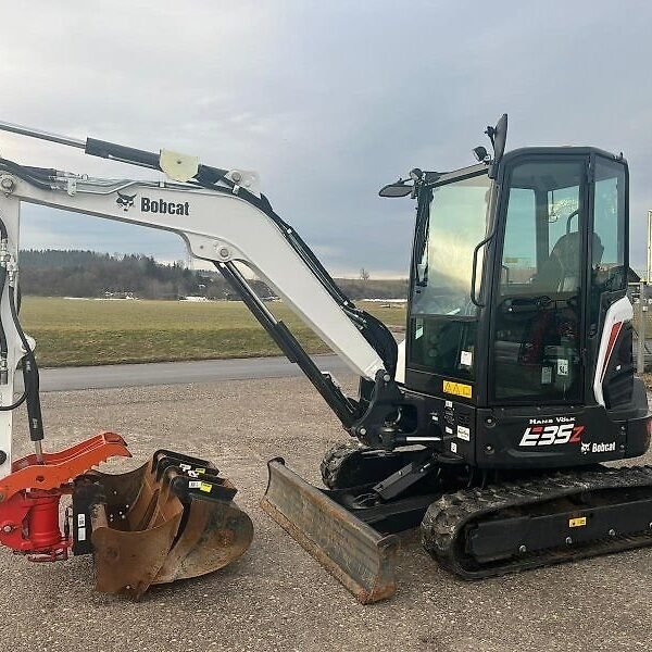 Mini-pelle Bobcat E35z diesel 3,5 t