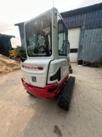 Mini-pelle Takeuchi TB225 V4 diesel 2,4T – TP – Image 11