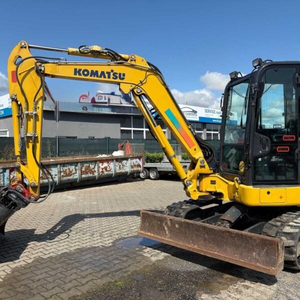 Mini pelle Komatsu PC45MR-5E0 diesel 4.95T