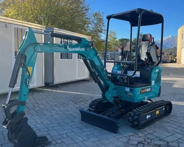 Mini pelle Sunward SWE18UF diesel 1,8T – TP