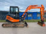 Mini pelle Hitachi ZX50 diesel 4.5T – 3 godets – cabine fermée