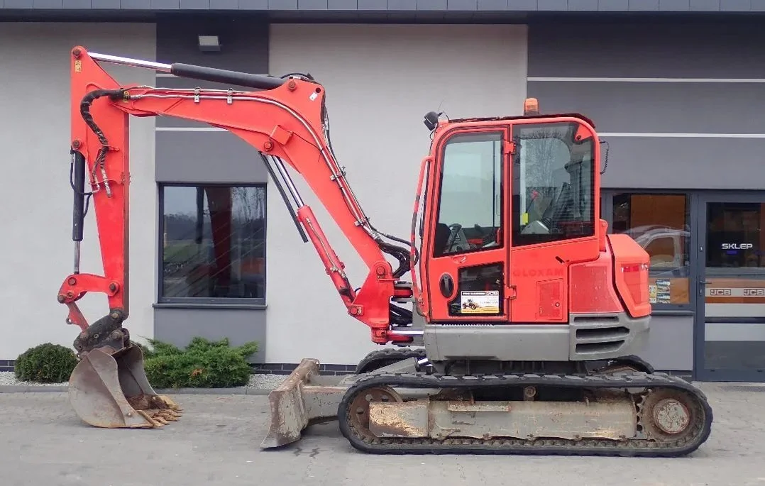 a1-16.webp Mini pelle JCB 85 Z diesel 8.5T – 3 godets – cabine climatisée – Image 1