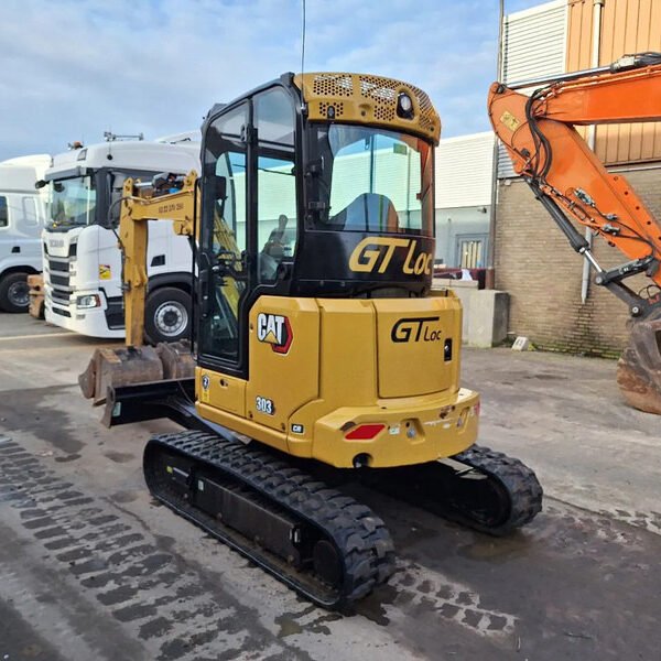 Mini pelle Caterpillar 303 diesel 3.18T – 3 godets