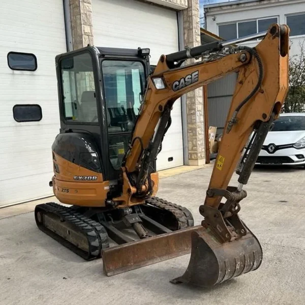 Mini pelle CASE CX30B 2.8T moteur Yanmar – Cabine avec porte coulissante