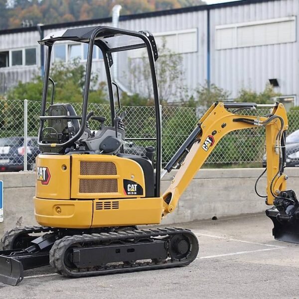 Mini pelle Caterpillar 301.7D diesel 1.7T – 3 godets