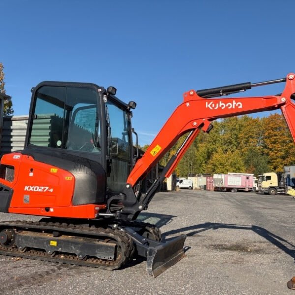 Mini pelle Kubota KX027-4 diesel 2.59T – 3 godets – TP