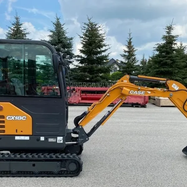 Mini-pelle Case CX18C diesel 1,995 t - TP et travaux agricoles