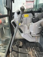 Mini pelle Kubota KX 080-4 diesel 8.44T – cabine climatisée – Image 14