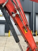 Mini pelle Kubota KX 080-4 diesel 8.44T – cabine climatisée – Image 9