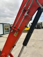 Mini pelle Kubota KX 080-4 diesel 8.44T – cabine climatisée – Image 10