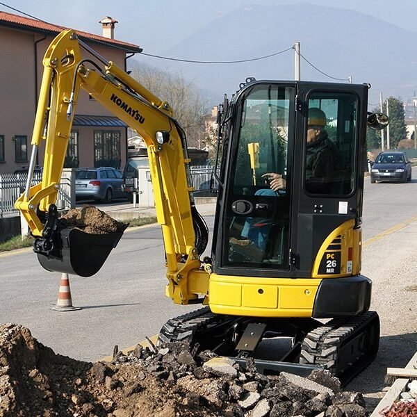 Mini pelle Komatsu PC26MR-3 diesel 2.8T – TP