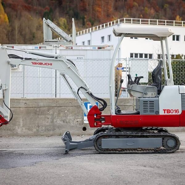 Mini-pelle Takeuchi TB016 diesel 1,6T – TP