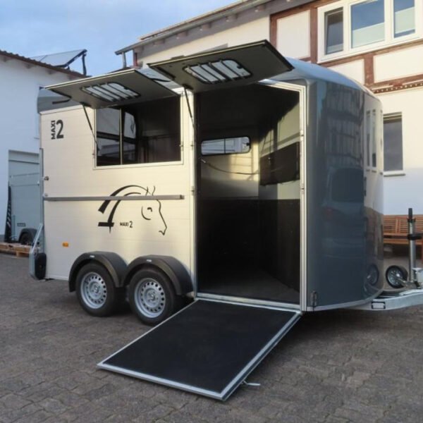 Van chevaux Liberte MAXI 2 – charge 2600 kg