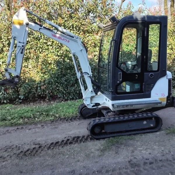 Mini-pelle Takeuchi TB016 diesel 1,62T – TP