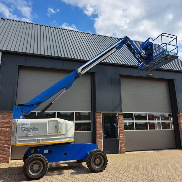 Nacelle télescopique Genie S45 - diesel - Charge 227Kg